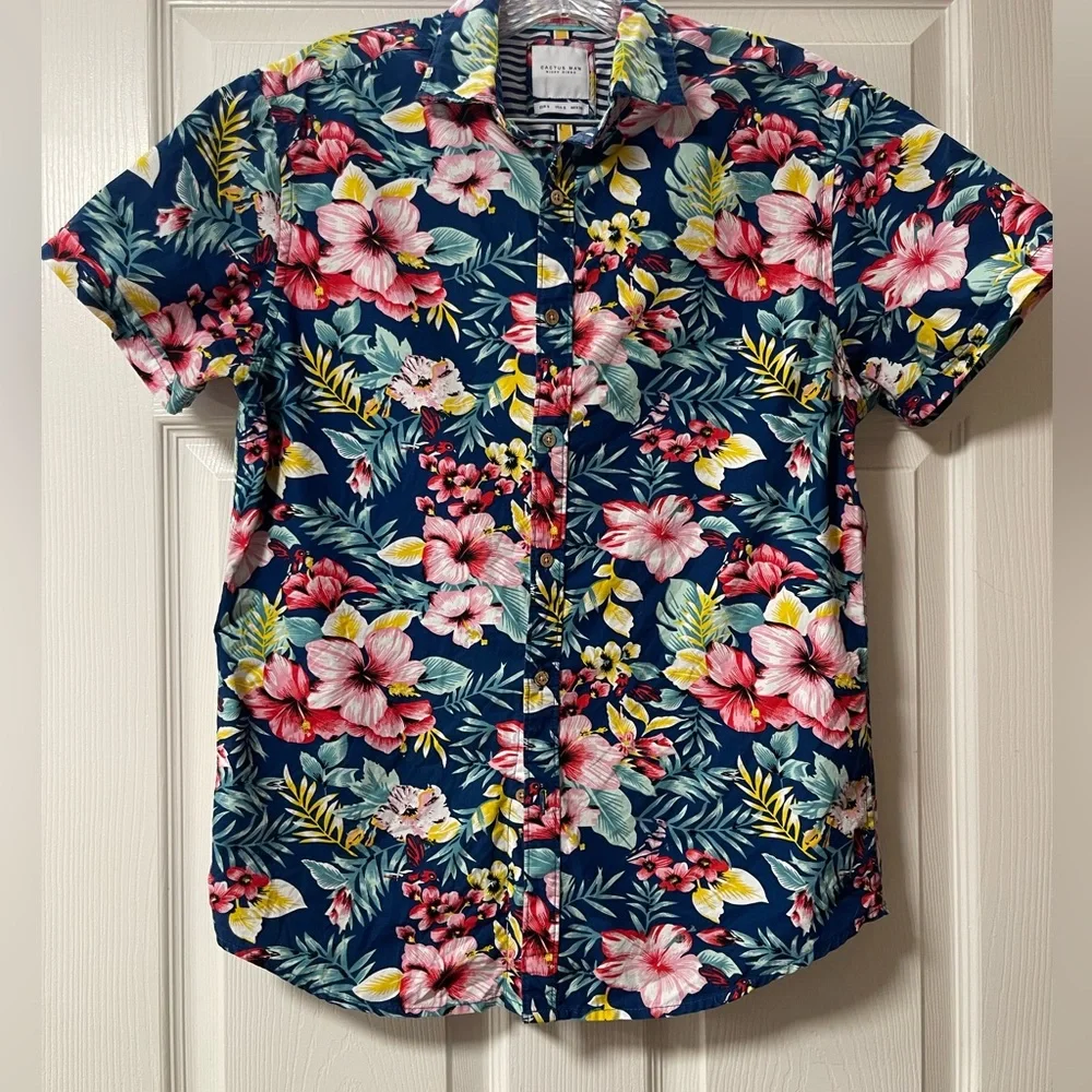 CACTUS MAN Ricky Singh Tropical Floral Button Up Shirt Size Small - Picture 2 of 8